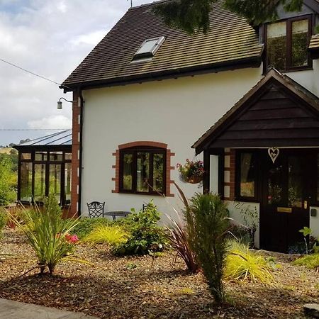 Rowan Cottages With Panoramic Views Of The Stiperstones And Walks On The Doorstep Shrewsbury Exterior photo