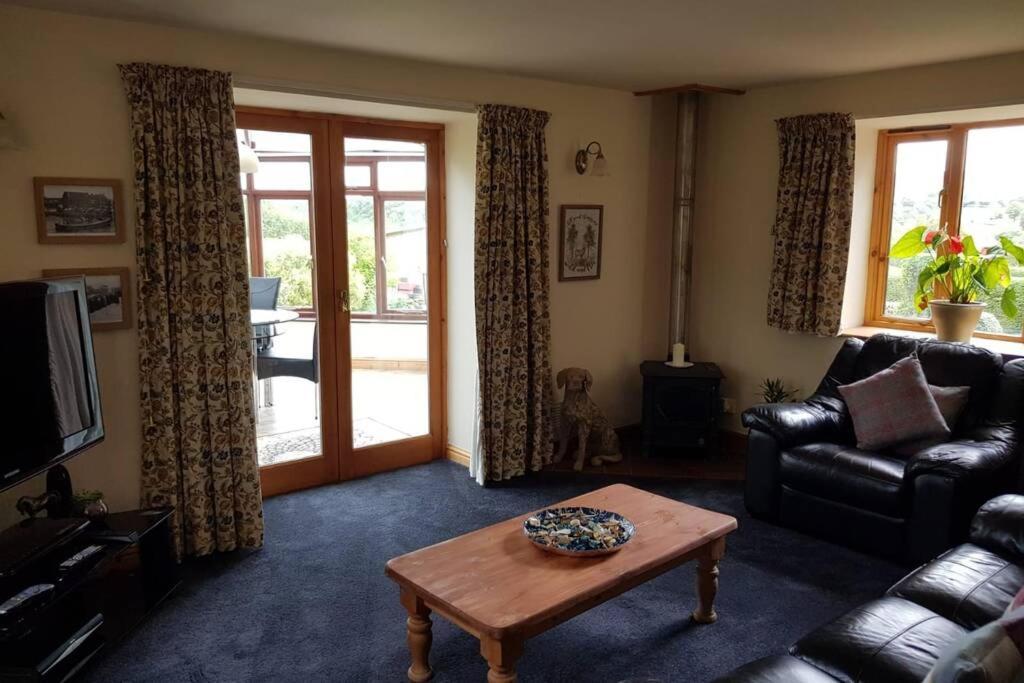 Rowan Cottages With Panoramic Views Of The Stiperstones And Walks On The Doorstep Shrewsbury Exterior photo